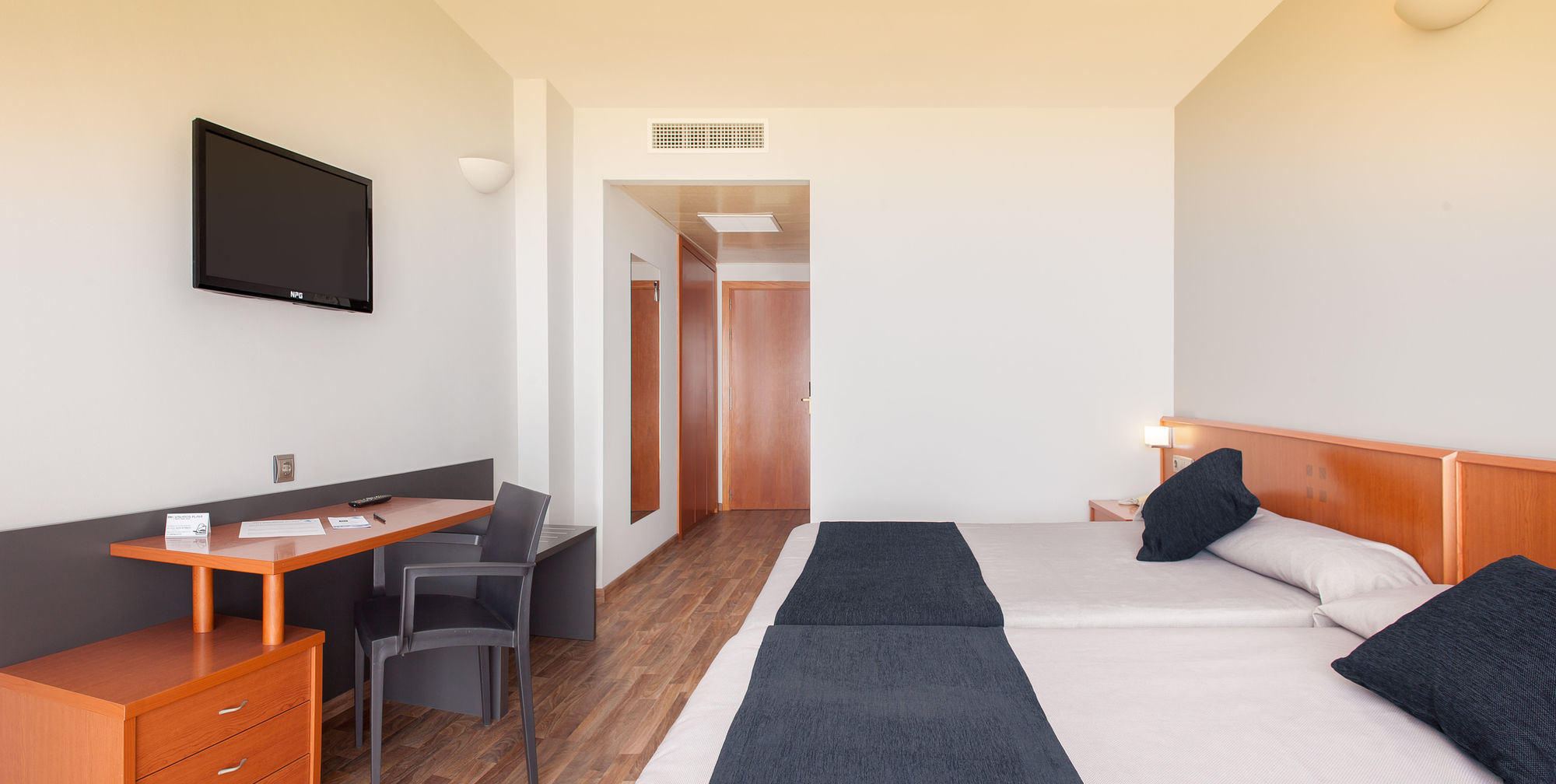 Hotel Rh Playa & 4* Sup