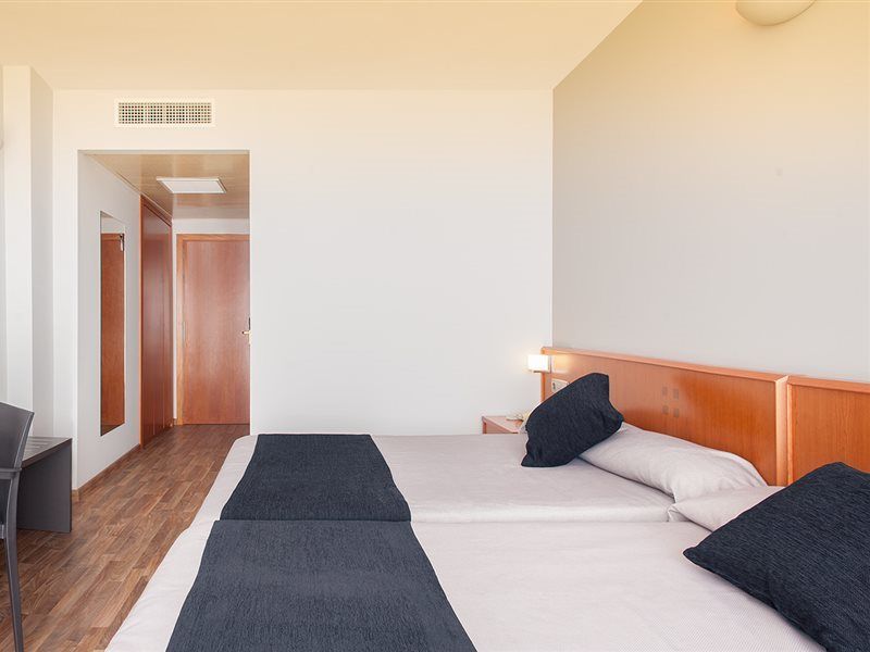 Hotel Rh Playa & 4* Sup